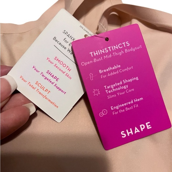 SPANX Thinstincts Open-Bust Mid-Thigh Bodysuit Soft Nude Size M - Picture 9 of 10